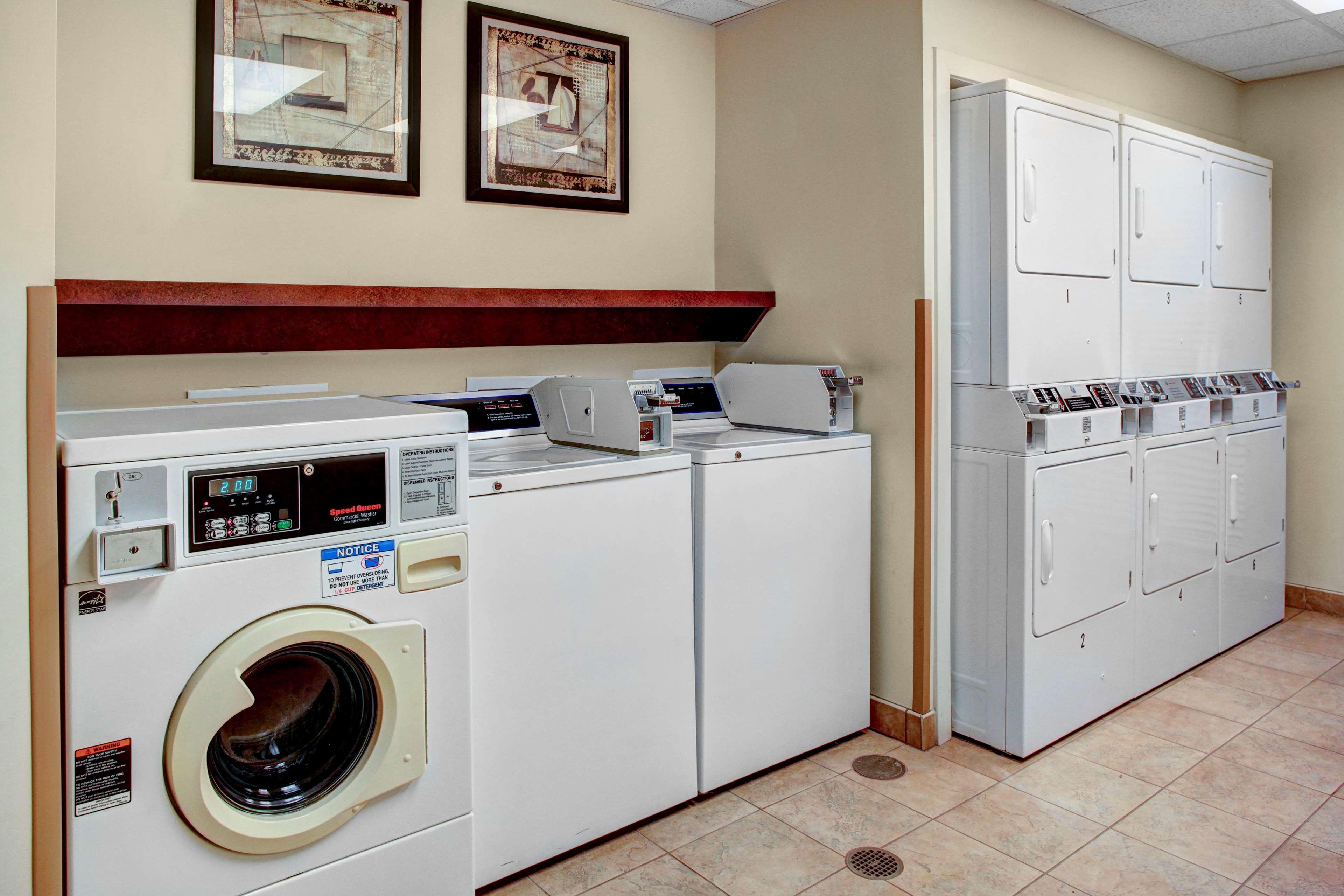 ホテル Hyatt House Parsippany East エクステリア 写真
