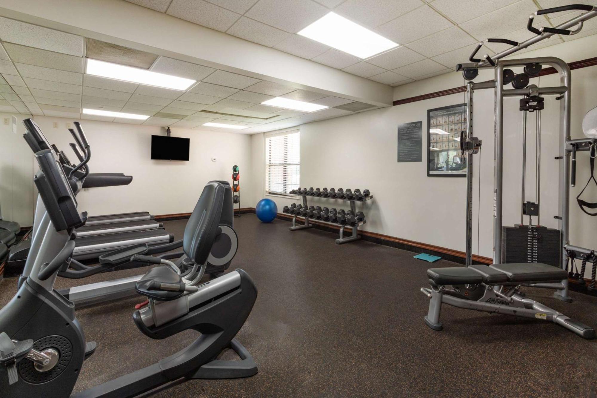 ホテル Hyatt House Parsippany East エクステリア 写真