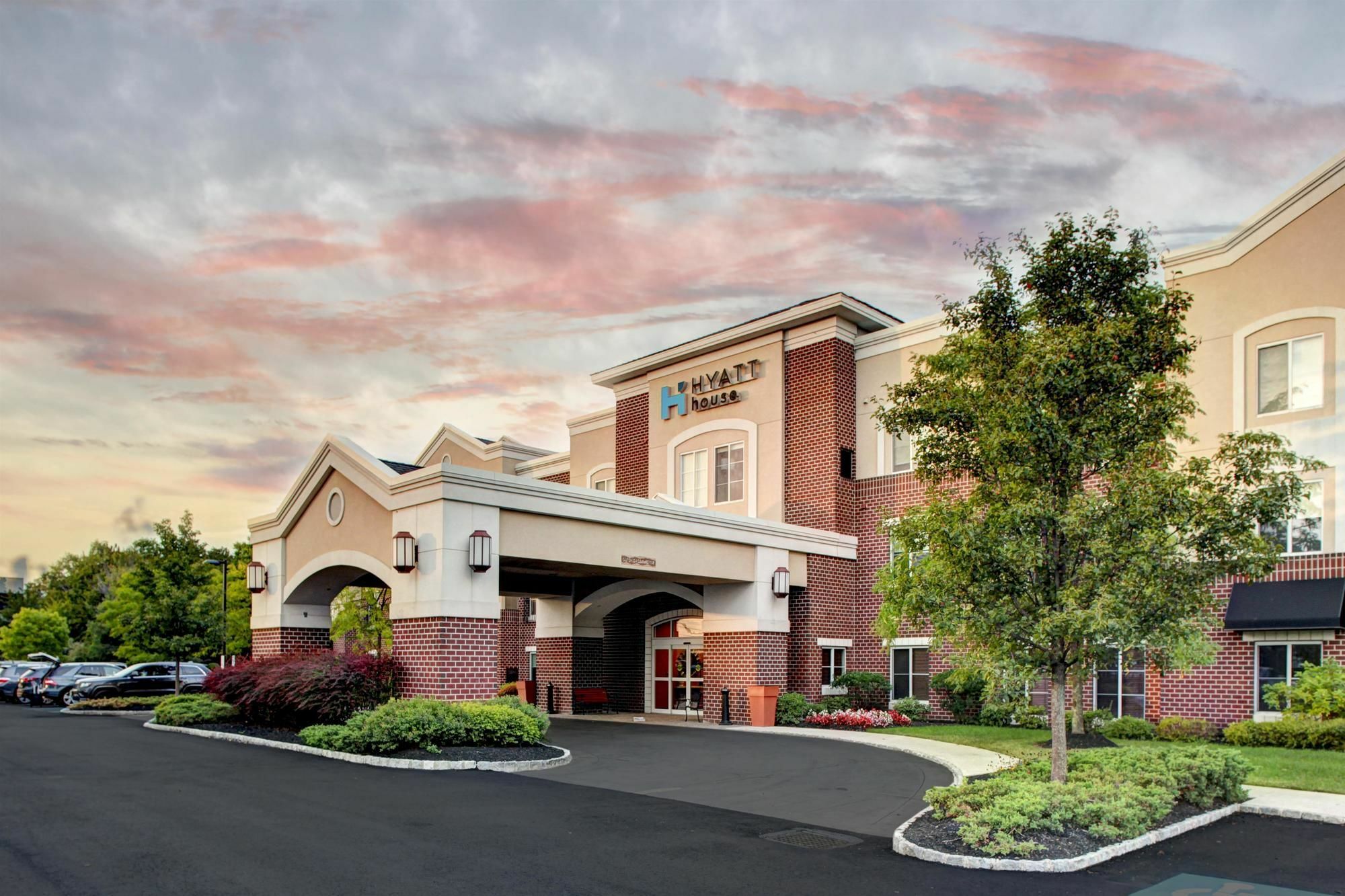 ホテル Hyatt House Parsippany East エクステリア 写真